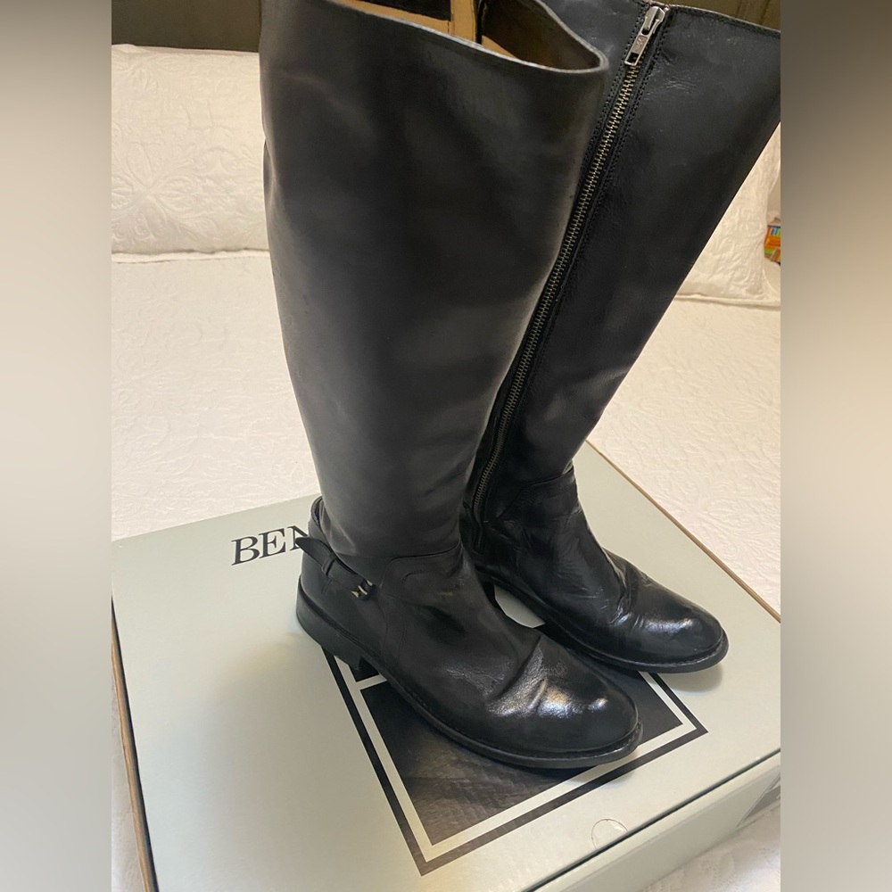 Frye Shirley Shield Boots. Size 8.5 - Picture 3 of 5